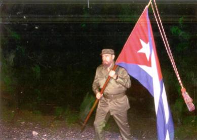 Fidel con Bandera copia